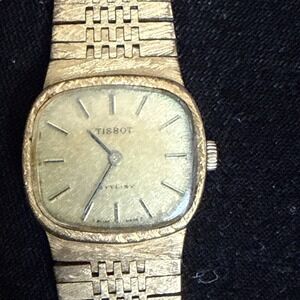 Tissot Watch Manual 20.5mm Women's Gold Plated Dial Swiss Made Square 4211